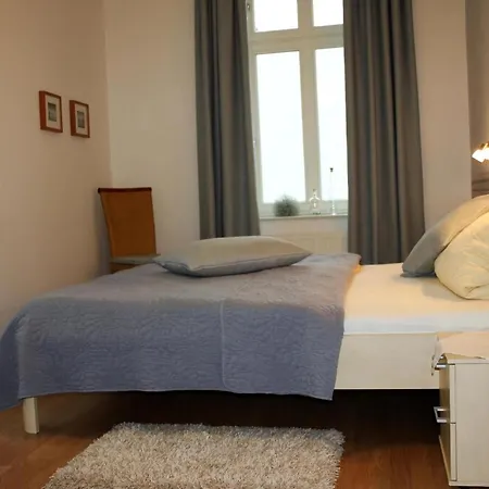 Appartamento Appartemen In Trestaurierte Baedervilla Quisisana *